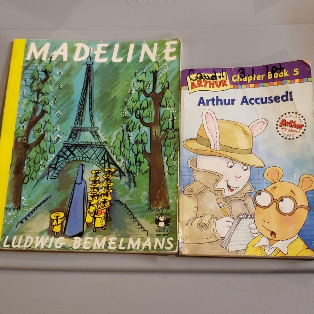 2 pack of Elementary Reader Books